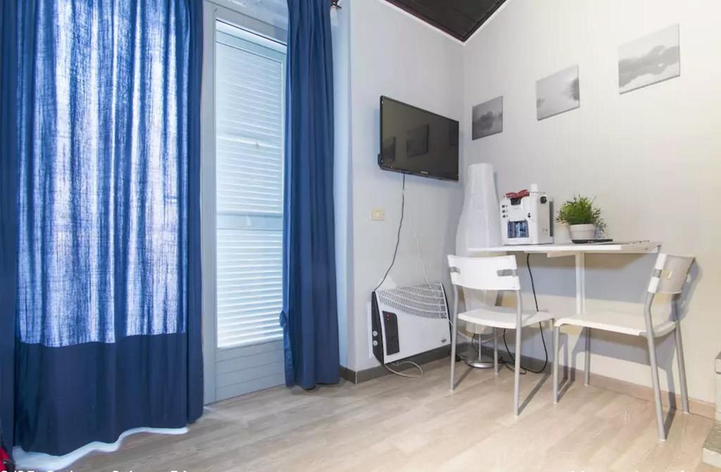 Cadorna Suites Милано Екстериор снимка